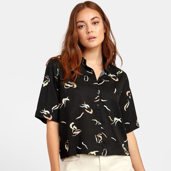 RVCA | Foreign Printed Black Graphic Short Sleeve Button Down | Size XS - Picture 2 of 6